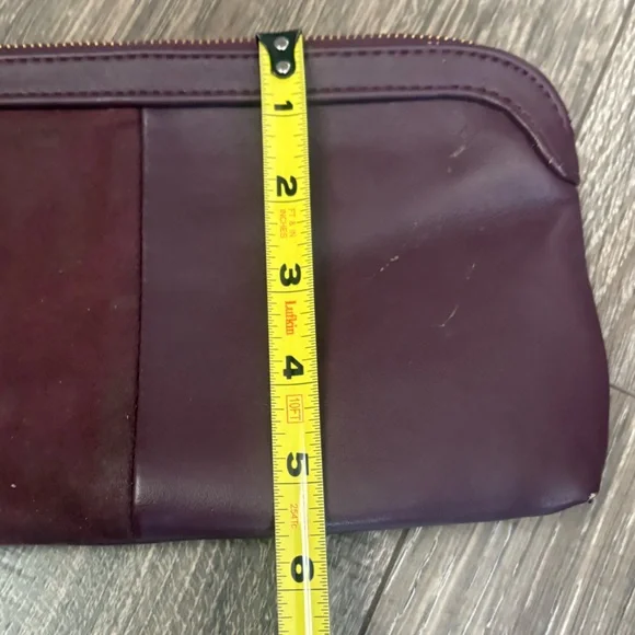 Versona clutch / wristlet / wallet in two toned purple. Gently used - Picture 2 of 7